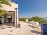A VENDRE APPARTEMENT 3 PIECES REZ-DE-JARDIN GARAGE CAVE RESIDENCE AVEC PISCINE VUE MER PANORAMIQUE, AUX ISSAMBRES — photo 2