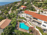 A VENDRE APPARTEMENT 3 PIECES REZ-DE-JARDIN GARAGE CAVE RESIDENCE AVEC PISCINE VUE MER PANORAMIQUE, AUX ISSAMBRES — photo 3