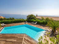 A VENDRE APPARTEMENT 3 PIECES REZ-DE-JARDIN GARAGE CAVE RESIDENCE AVEC PISCINE VUE MER PANORAMIQUE, AUX ISSAMBRES — photo 4