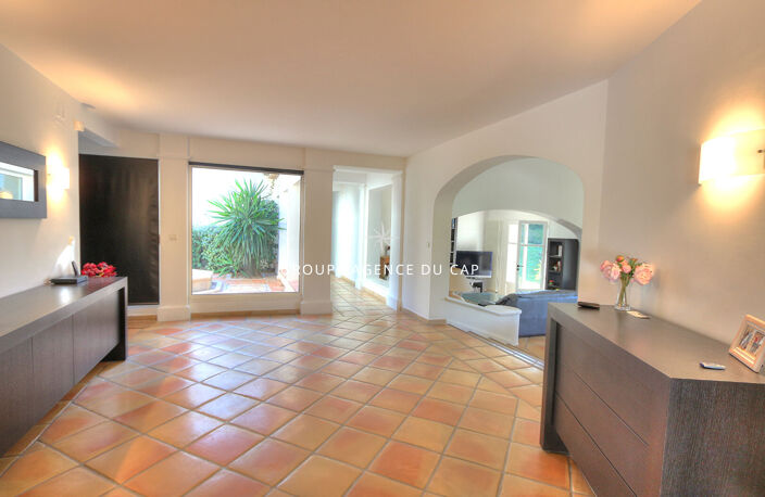 Villa d'exception à vendre à Saint Raphaël - Valescure, 7 pièces, piscine chauffée — photo 5