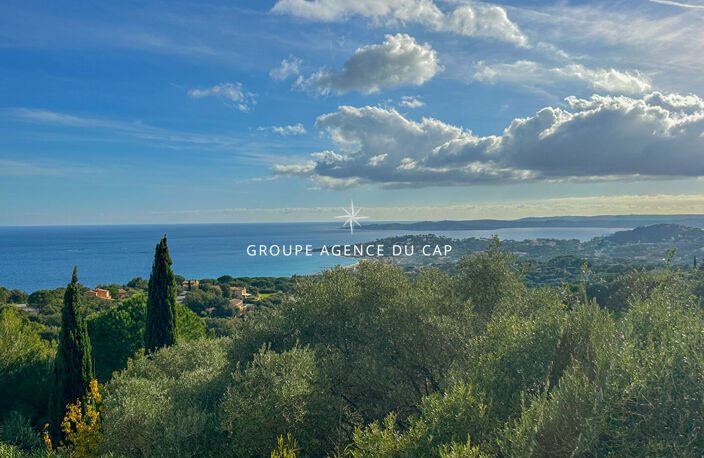 A VENDRE DEUX PROPRIETES CONTEMPORAINES VUE MER SUR LE GOLFE DE SAINT TROPEZ 7 CHAMBRES, A SAINTE MAXIME — photo 3