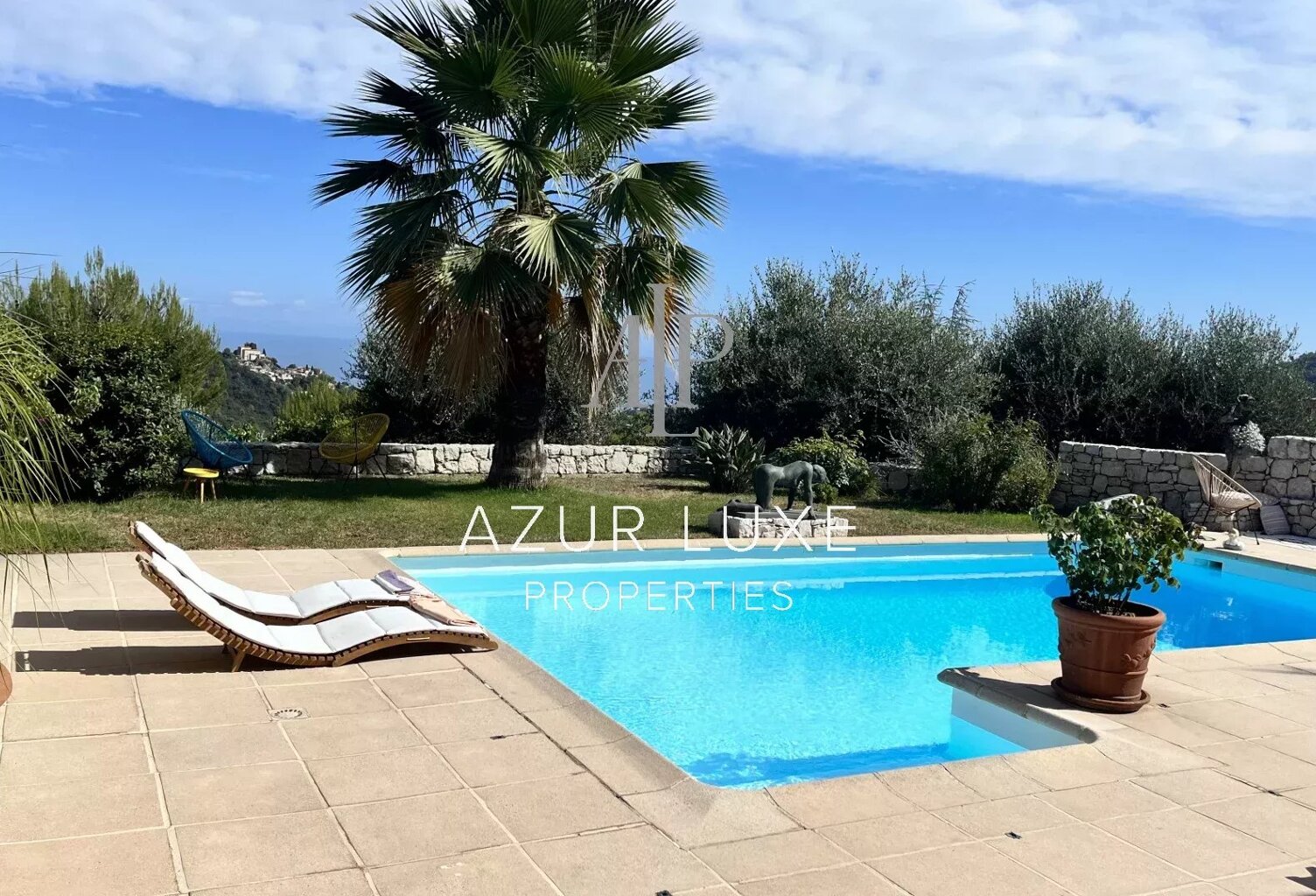 Maison familiale avec piscine — photo 1