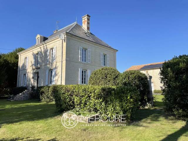 LOGIS XIXe ET DEPENDANCES DANS LE MARAIS POITEVIN — photo du bien
