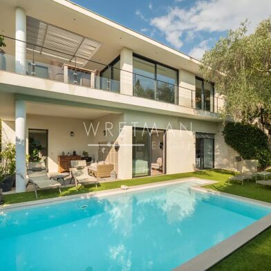 Maison 6 pièces 2490000 €