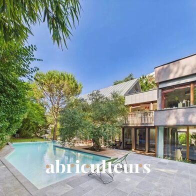 Maison 9 pièces 1293000 €