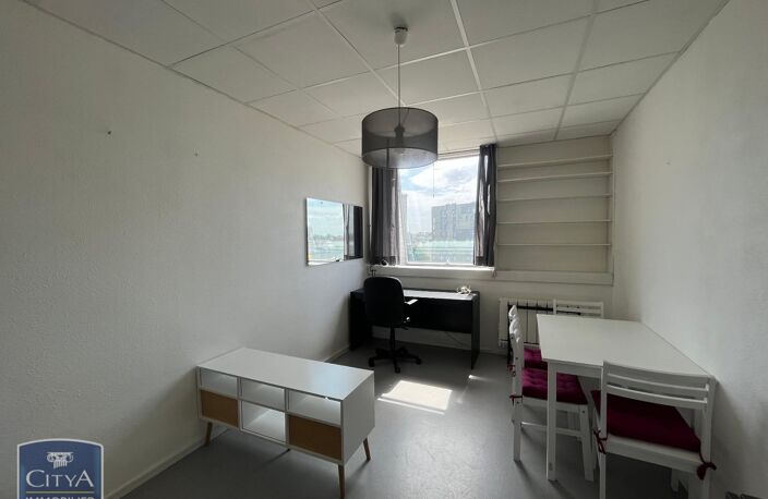 Location appartement 1 pièce 21 m² à Tours (37000) — photo 2