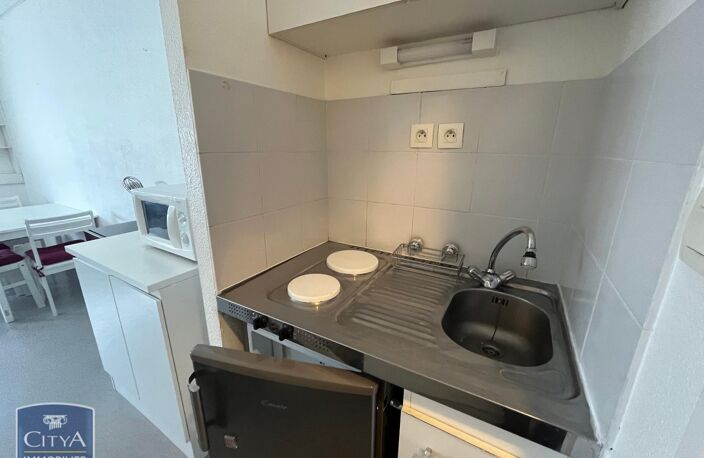 Location appartement 1 pièce 21 m² à Tours (37000) — photo 3