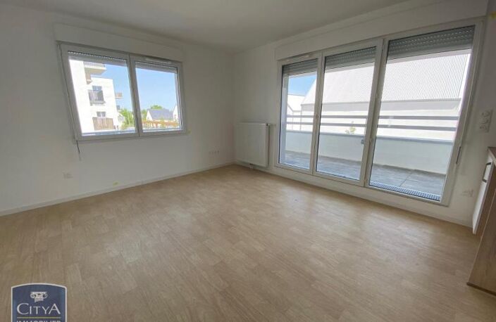Location appartement 2 pièces 40 m² à Montlouis-sur-Loire (37270) — photo 2