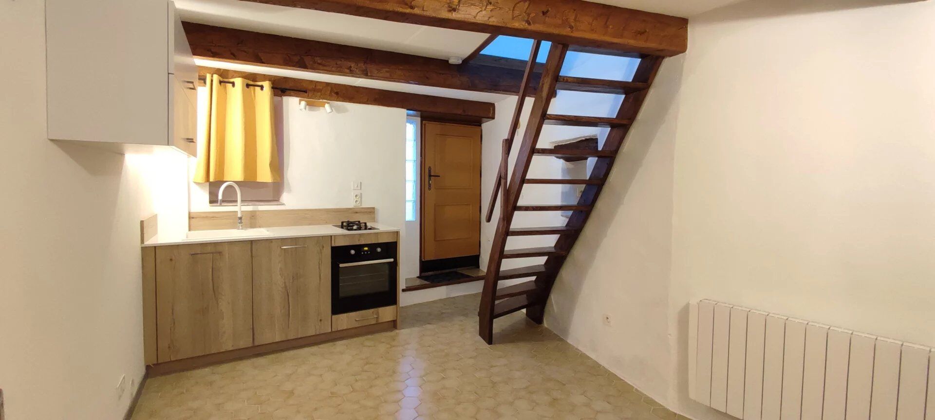 Maison de Village   T2 à vendre Collobrières 83610
