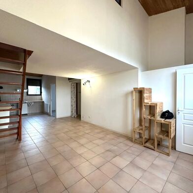 Appartement 3 pièces 850 €