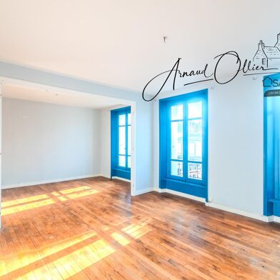 Appartement 3 pièces 243000 €