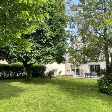 Maison 5 pièces 399000 €
