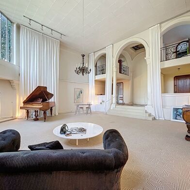 Commerce  1995000 €