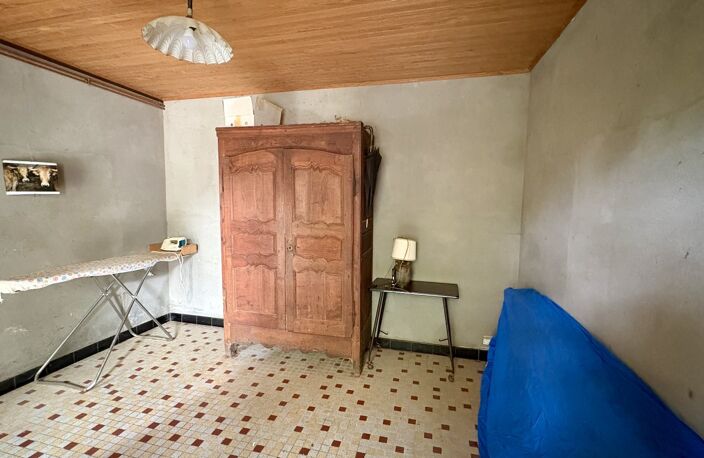 Ensemble immobilier avec maison et dépendances — photo 4