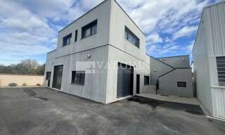 Commerce  343 m² à louer à Villeurbanne (69100)