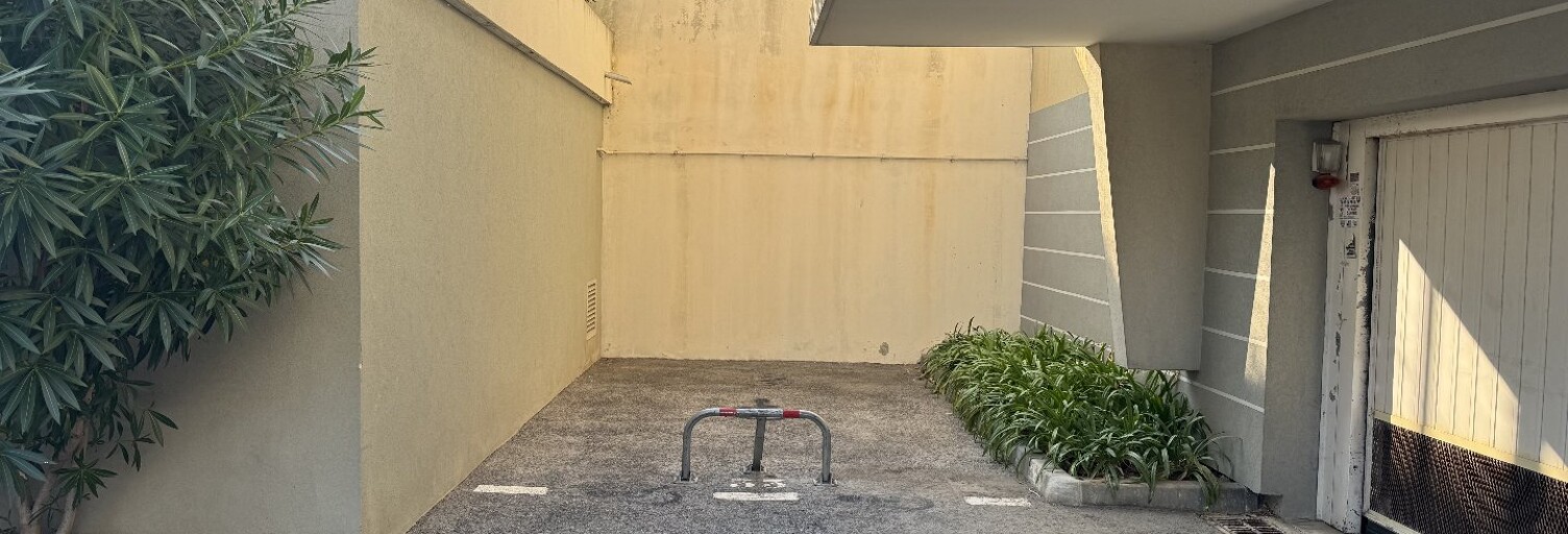Garage  17 m² à vendre à Antibes (06600)