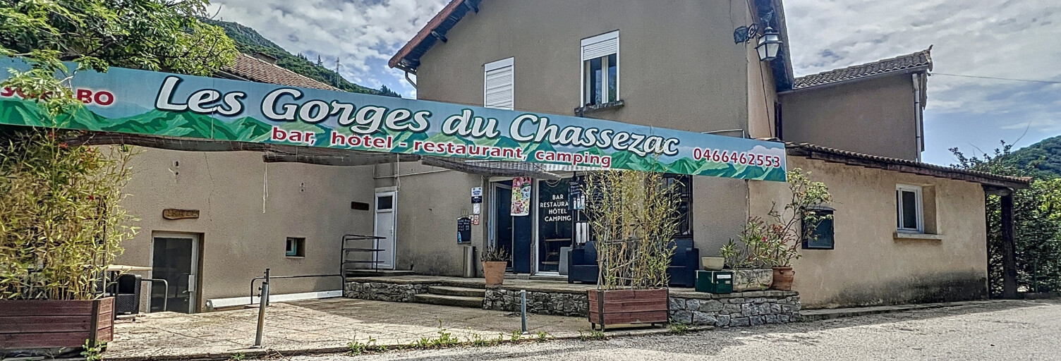 Divers 15 Pièces 290 m² à vendre à Pied-de-Borne (48800)