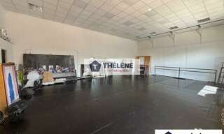 Commerce  140 m² à louer à Le Crès (34920)