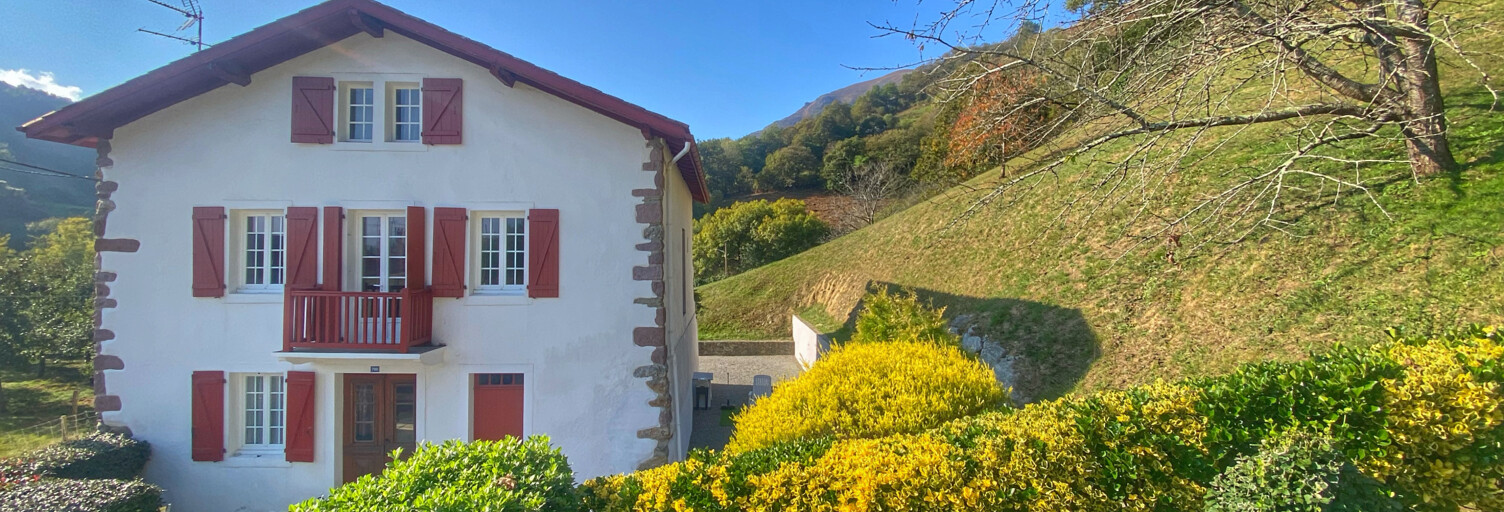 Maison 6 Pièces 115 m² à vendre à Saint-Étienne-de-Baïgorry (64430)