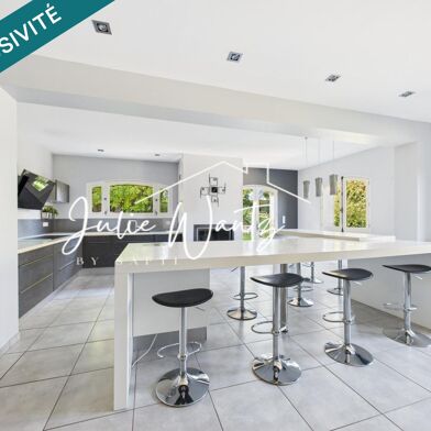 Maison 8 pièces 540000 €