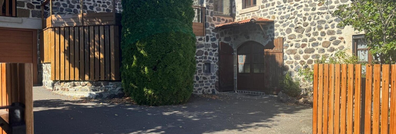 Maison 6 Pièces 210 m² à vendre à Solignac-sur-Loire (43370)