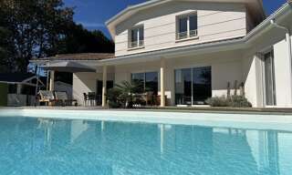 Maison 5 Pièces 172 m² à vendre à Saint-Aubin-de-Médoc (33160)