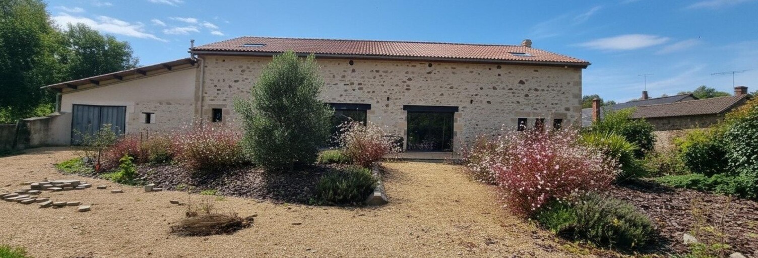 Maison 4 Pièces 280 m² à vendre à Adriers (86430)