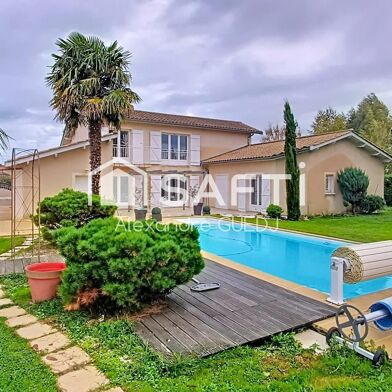 Maison 8 pièces 590000 €