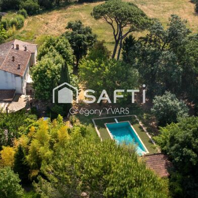 Maison 20 pièces 649000 €