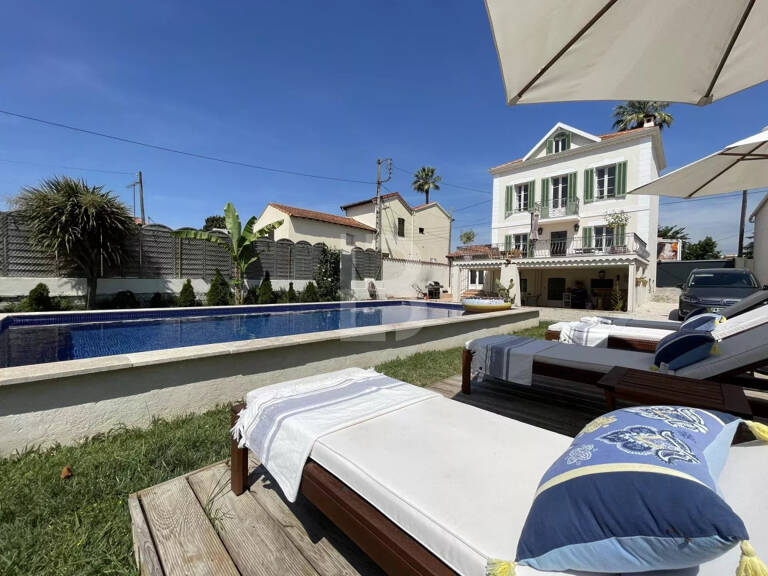 MAISON 6 PIECES - 5 CHAMBRES - PISCINE - A PIEDS DES PLAGES — photo 1