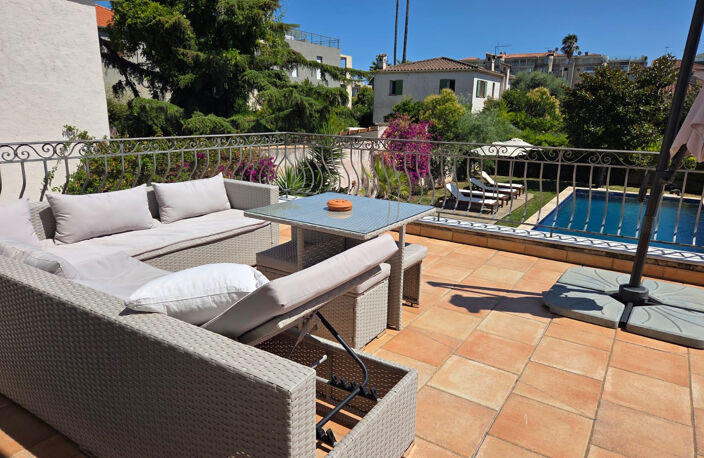 MAISON 6 PIECES - 5 CHAMBRES - PISCINE - A PIEDS DES PLAGES — photo 4