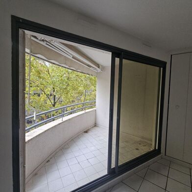 Appartement 4 pièces 1196 €