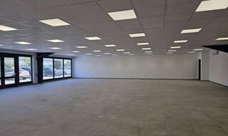 Commerce  1038 m² à louer à Béthune (62400)