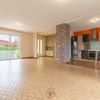 Maison 5 pièces 279000 €