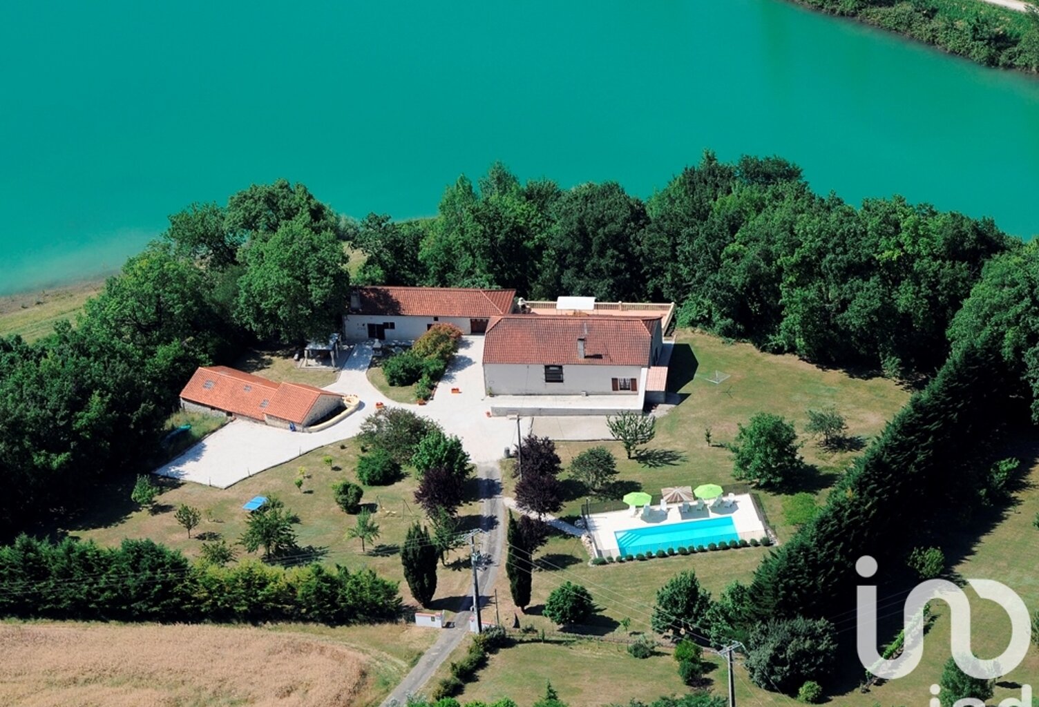 Vente Maison de campagne 7 pièces — photo 1