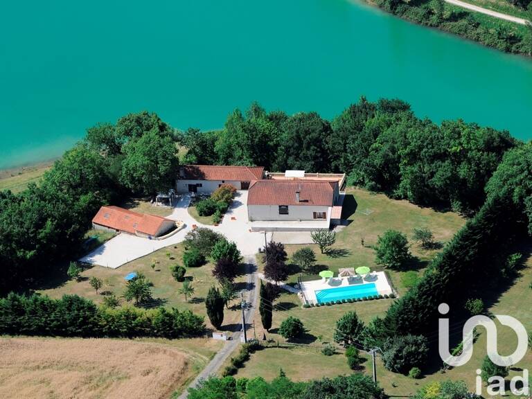 Vente Maison de campagne 7 pièces — photo 1
