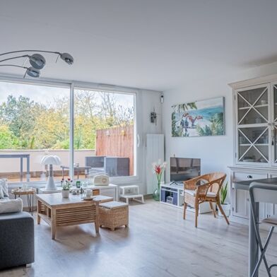 Appartement 3 pièces 241960 €