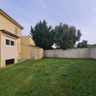 Immeuble  183000 €