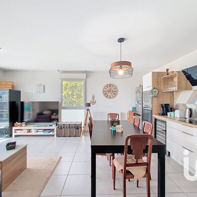 Appartement 3 pièces 255000 €