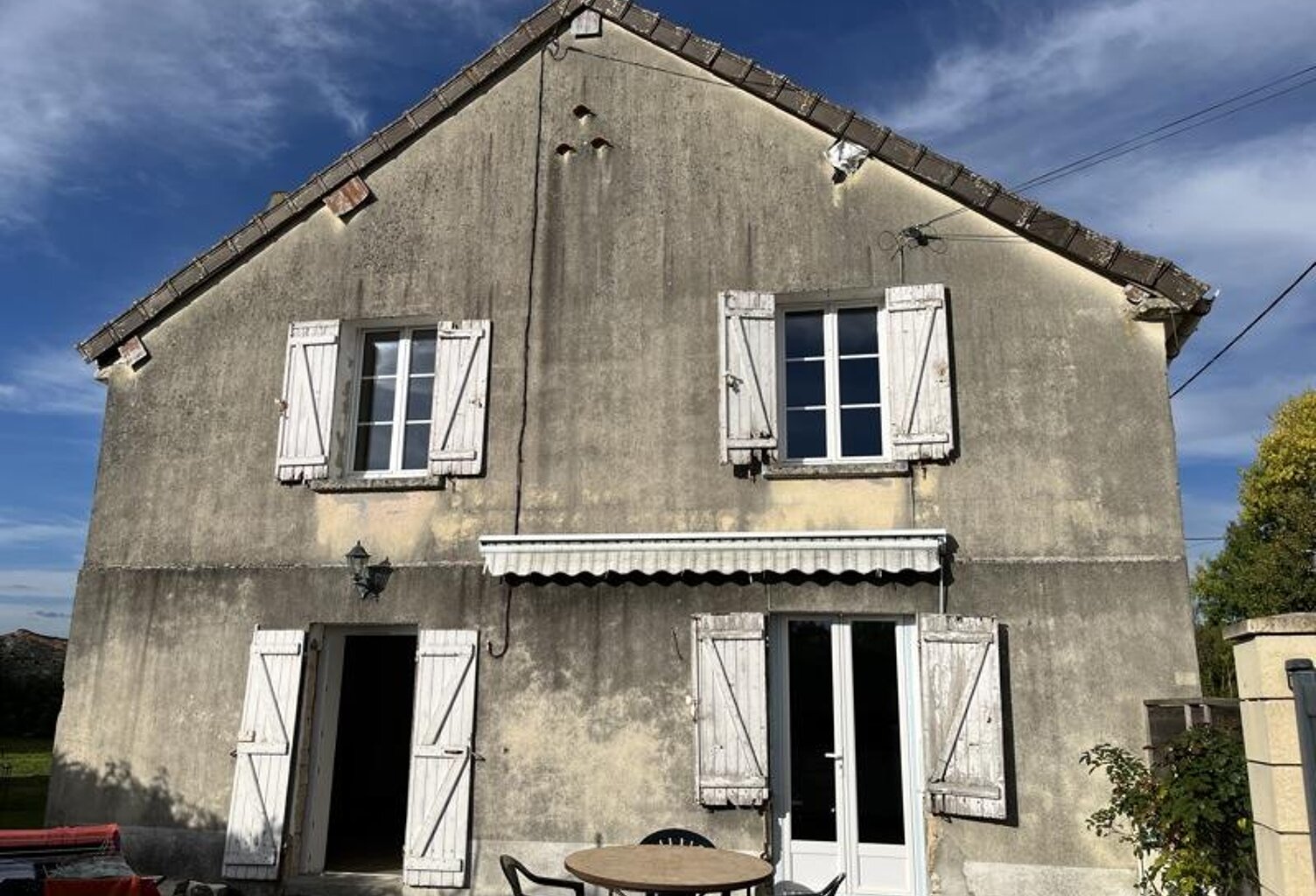 Maison en pierre de 4 pièces principales — photo 1