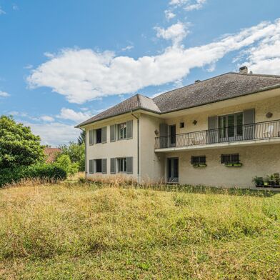 Maison 8 pièces 600000 €