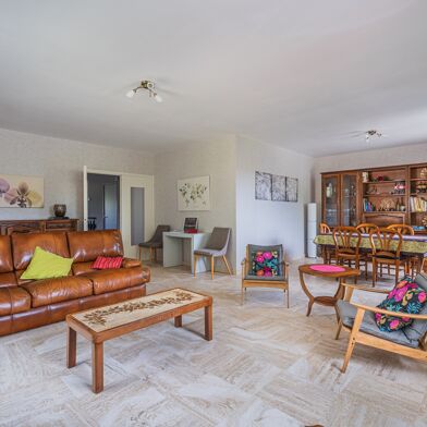 Maison 8 pièces 600000 €