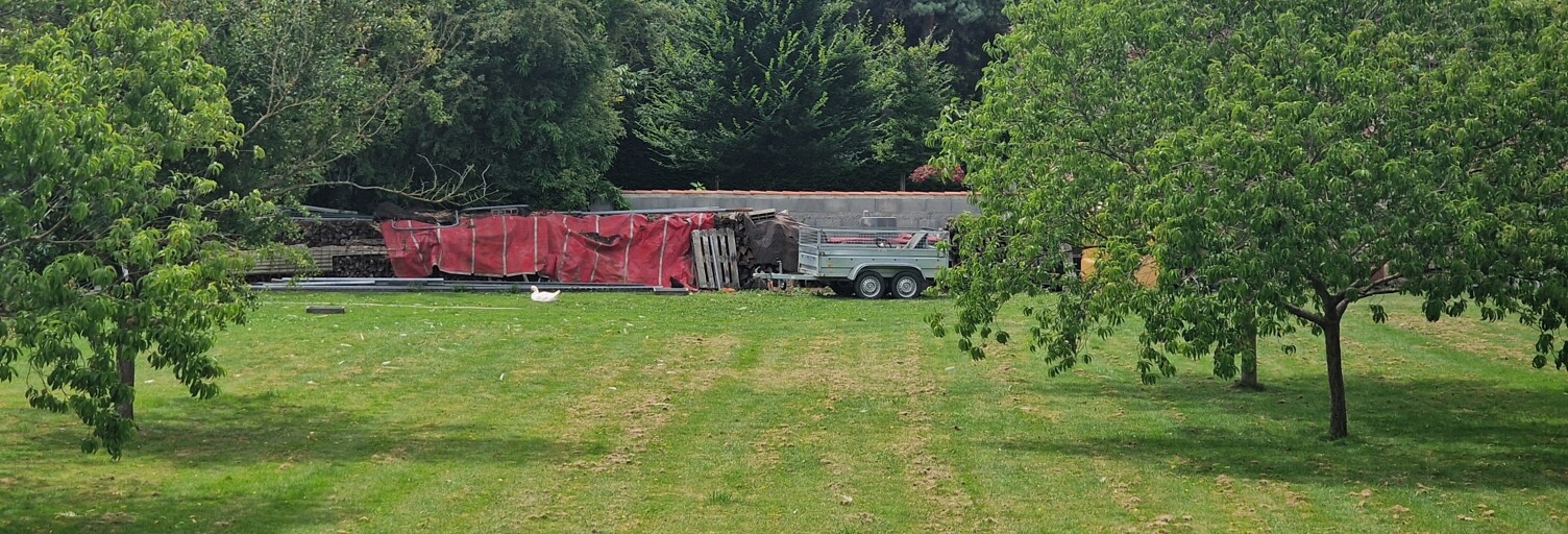 Terrain  1052 m² à vendre à Saint-Macaire-du-Bois (49260)