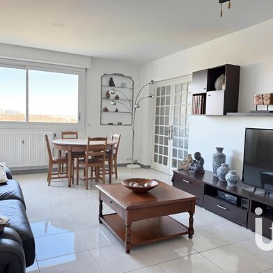 Appartement 4 pièces 260000 €