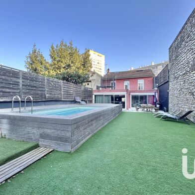 Maison 6 pièces 275000 €