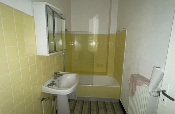 Vente maison 3 pièces 94 m² Sainte-Foy-la-Grande (33220) — photo 4