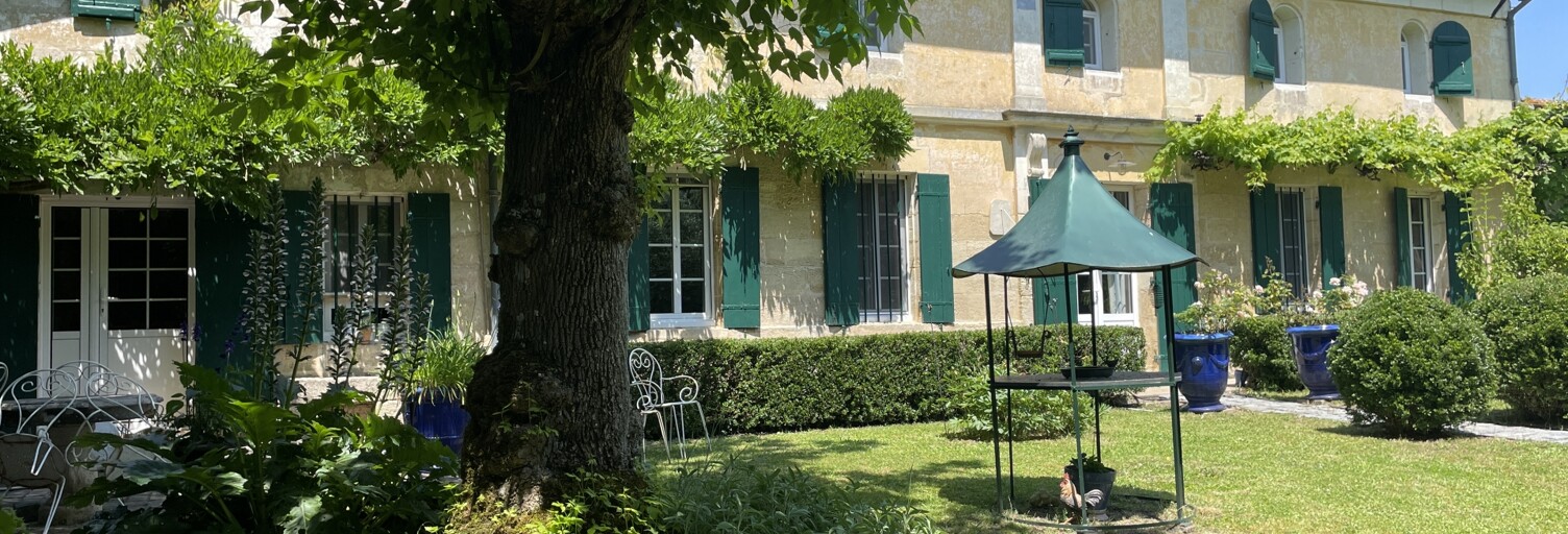 Maison 10 Pièces 300 m² à vendre à Les Artigues-de-Lussac (33570)