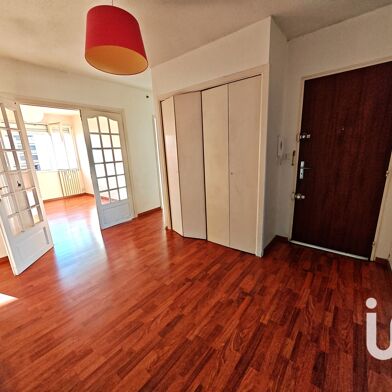 Appartement 5 pièces 177000 €