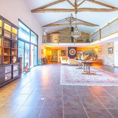 Maison 22 pièces 724640 €