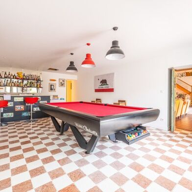 Maison 22 pièces 724640 €